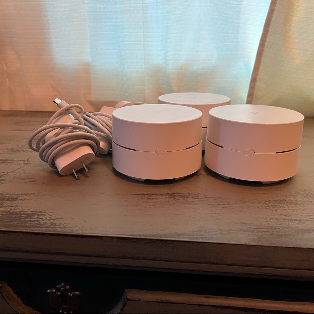 Google WiFi Router/Extender 3pack - Picture 2 of 2